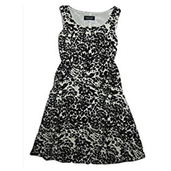 Evan Picone Dresses & Skirts - Evan Picone Black Label Sleeveless Dress